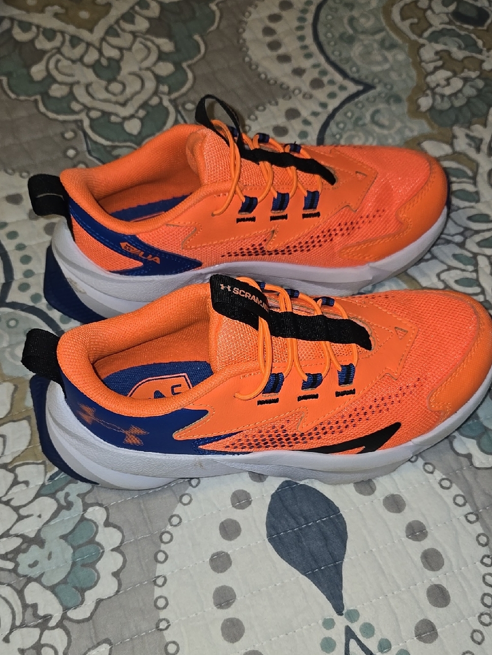 UA Sneakers